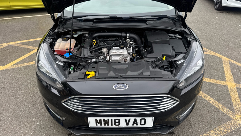 Ford Focus 1.0 EcoBoost 125 Titanium 5dr Petrol Hatchback
